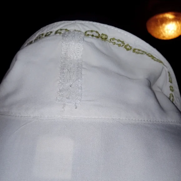 Embroidered Button Front Blouse - Picture 10 of 10